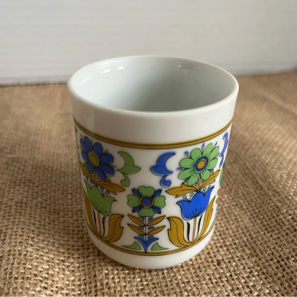 Vintage Stylecraft espresso mugs from Japan 1970s four